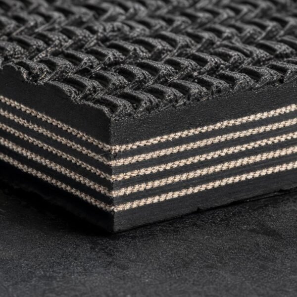 Rough Top Conveyor Belt for Inclined Material Handling